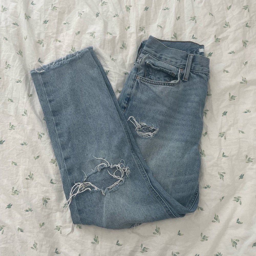 ‼️SOLD‼️FOREVER 21 - Light Wash Button-Up High Waist Ripped Jeans